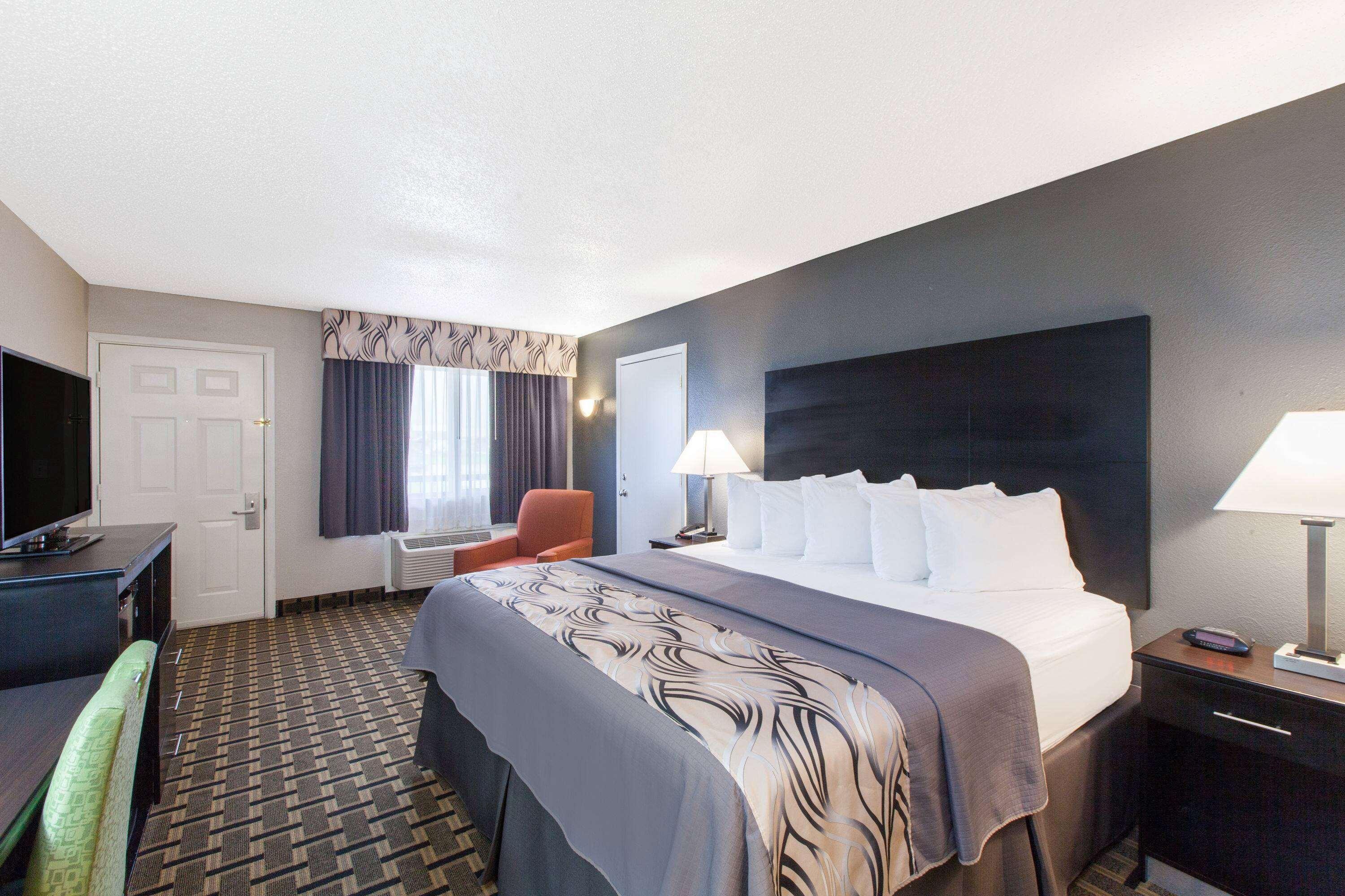 Days Inn By Wyndham Ennis Dış mekan fotoğraf