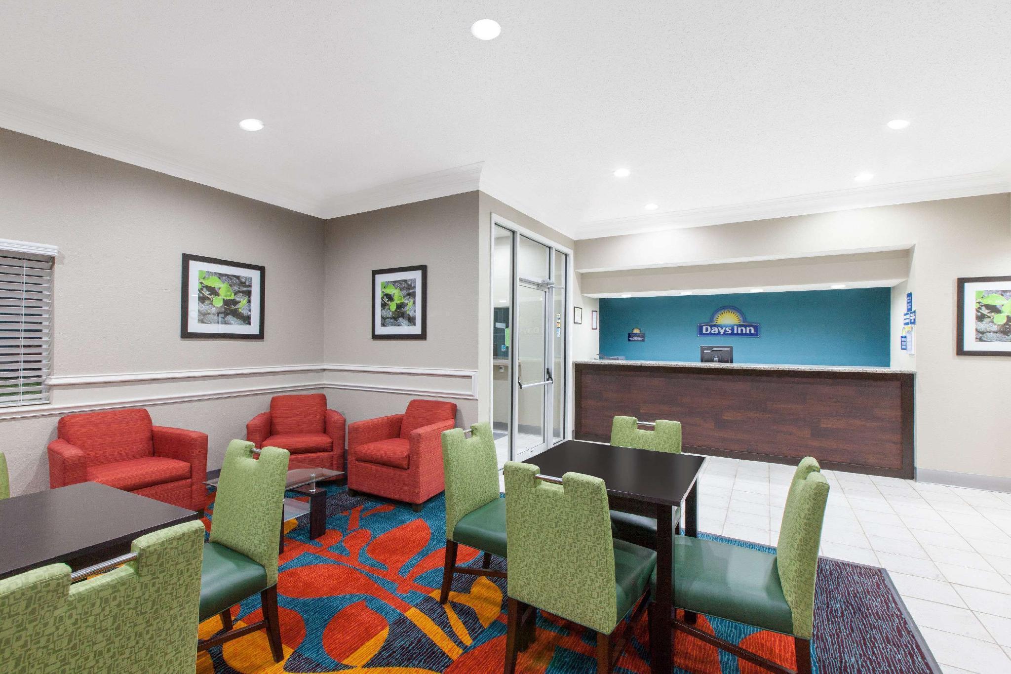 Days Inn By Wyndham Ennis Dış mekan fotoğraf